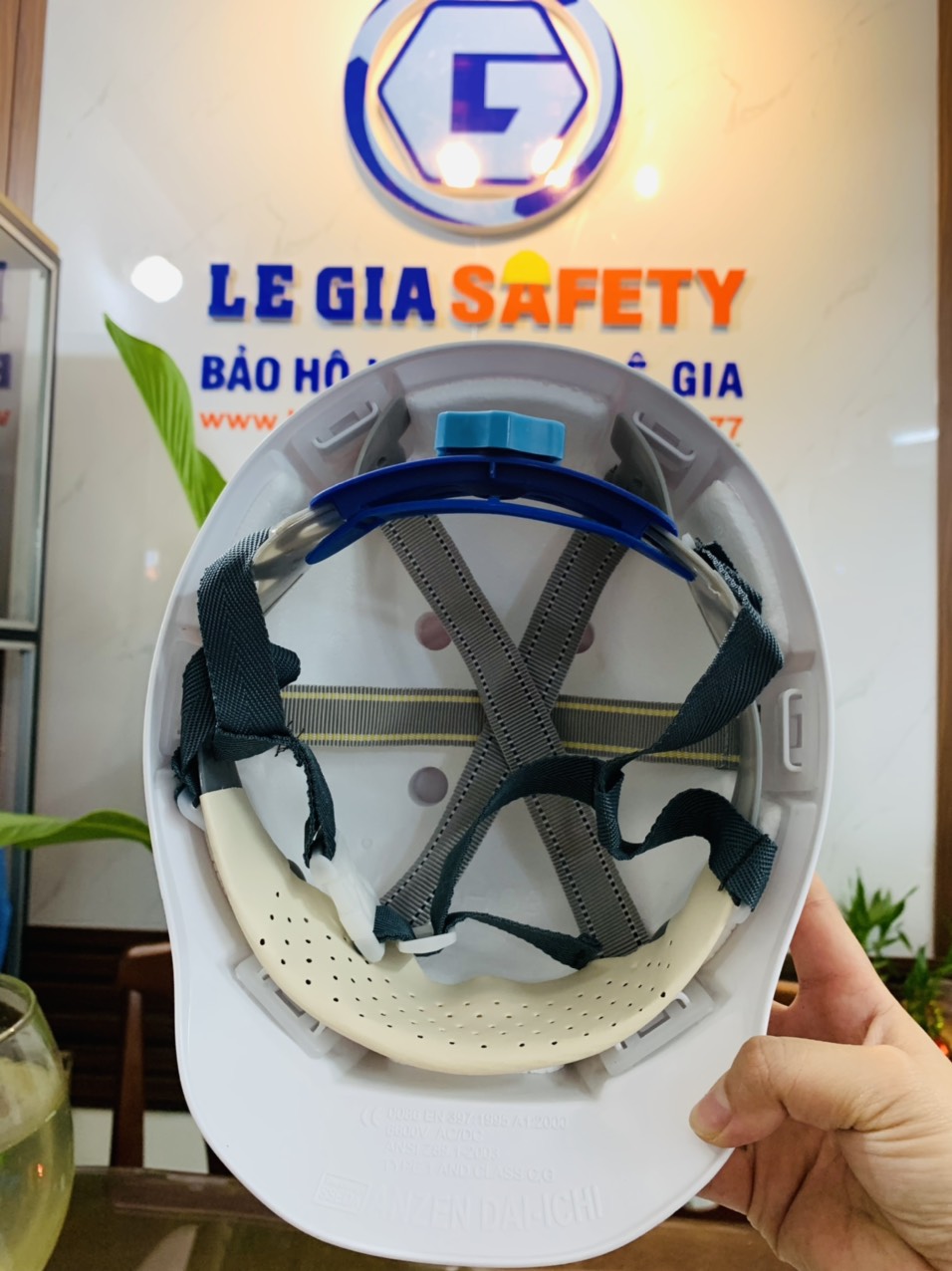 CÔNG TY TNHH TRANG THIẾT BỊ BẢO HỘ LAO ĐỘNG LÊ GIA