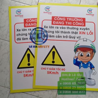 Biển báo công trình đang thi công